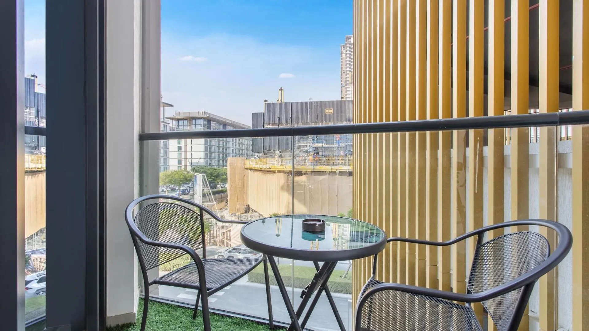 Stay By Latinem Luxury 2Br Holiday Home W204 Near Burj Khalifa Dubai United Arab Emirates