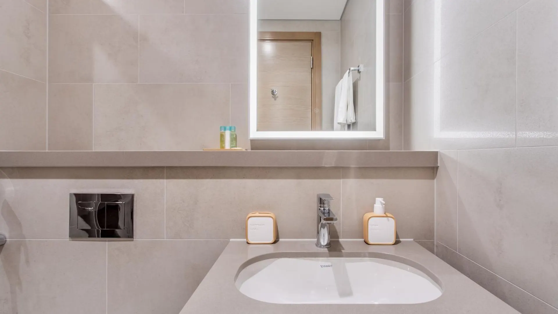 Apartment Stay By Latinem Luxury 2Br Holiday Home W204 Near Burj Khalifa Dubai United Arab Emirates