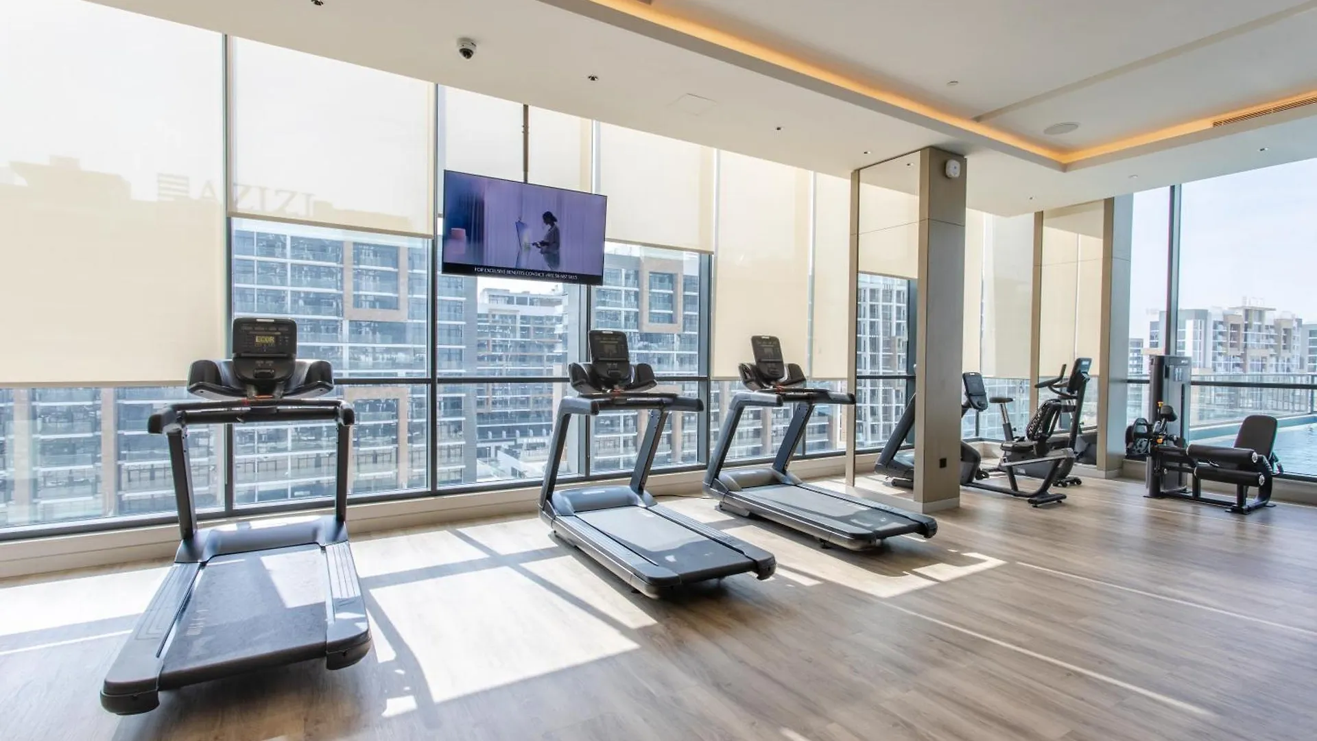 Stay By Latinem Luxury 2Br Holiday Home W204 Near Burj Khalifa Dubai Apartment