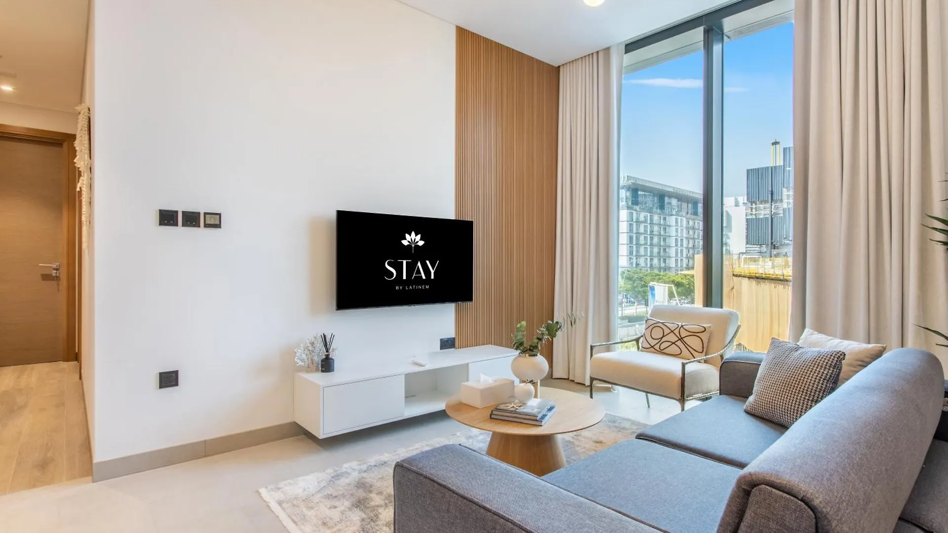 Stay By Latinem Luxury 2Br Holiday Home W204 Near Burj Khalifa Dubai